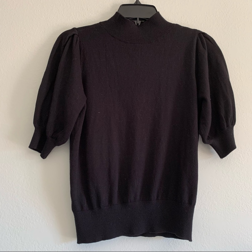 Banana Republic short sleeve turtleneck sweater